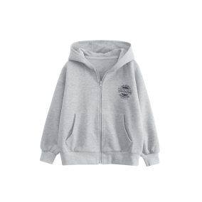Bluza z kapturem dla chłopca – modne bluzy dziecięce | LeAnKa